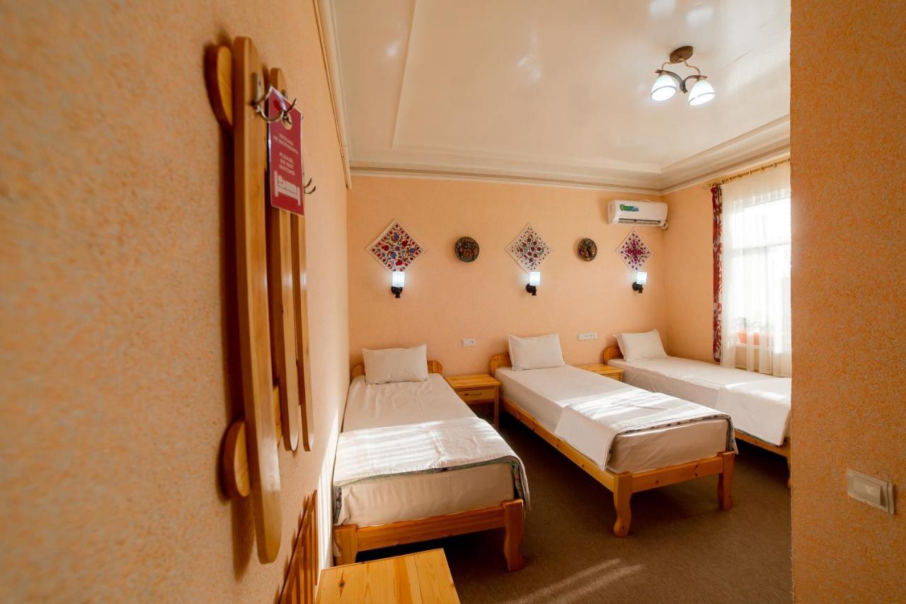 Islam Khodja Hotel Хива Екстериор снимка